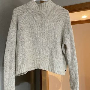 Crop Top Turtleneck Sweater